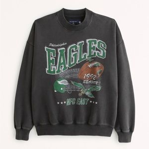 A&F PHILADELPHIA EAGLES GRAPHIC CREW #eagles #abercrombie #sweatshirt #crewneck